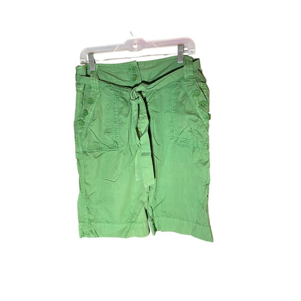 Taia women’s green front tie hiking Bermuda shorts, size 6